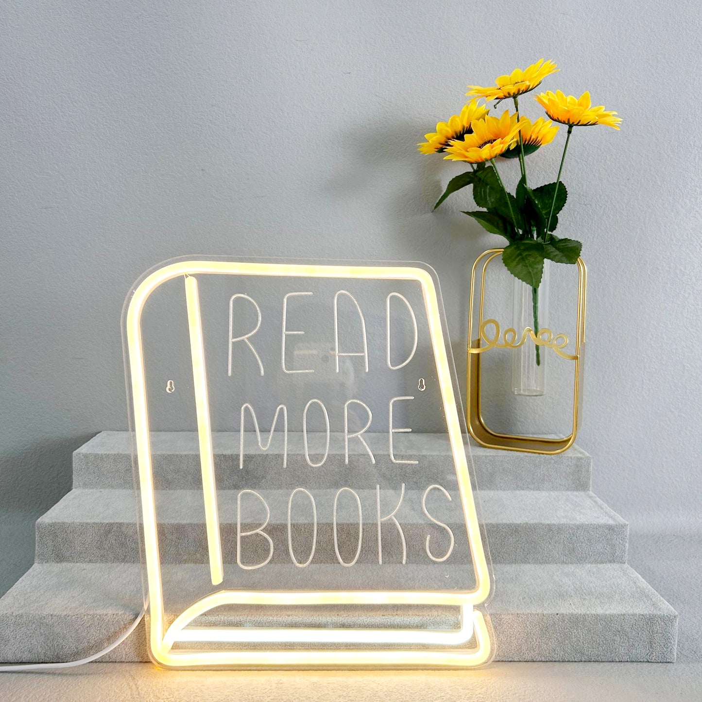 READ MORE BOOKS Alphabet Pattern Book-Shaped Neon Light USB-Powered Creative Decorative Ornament