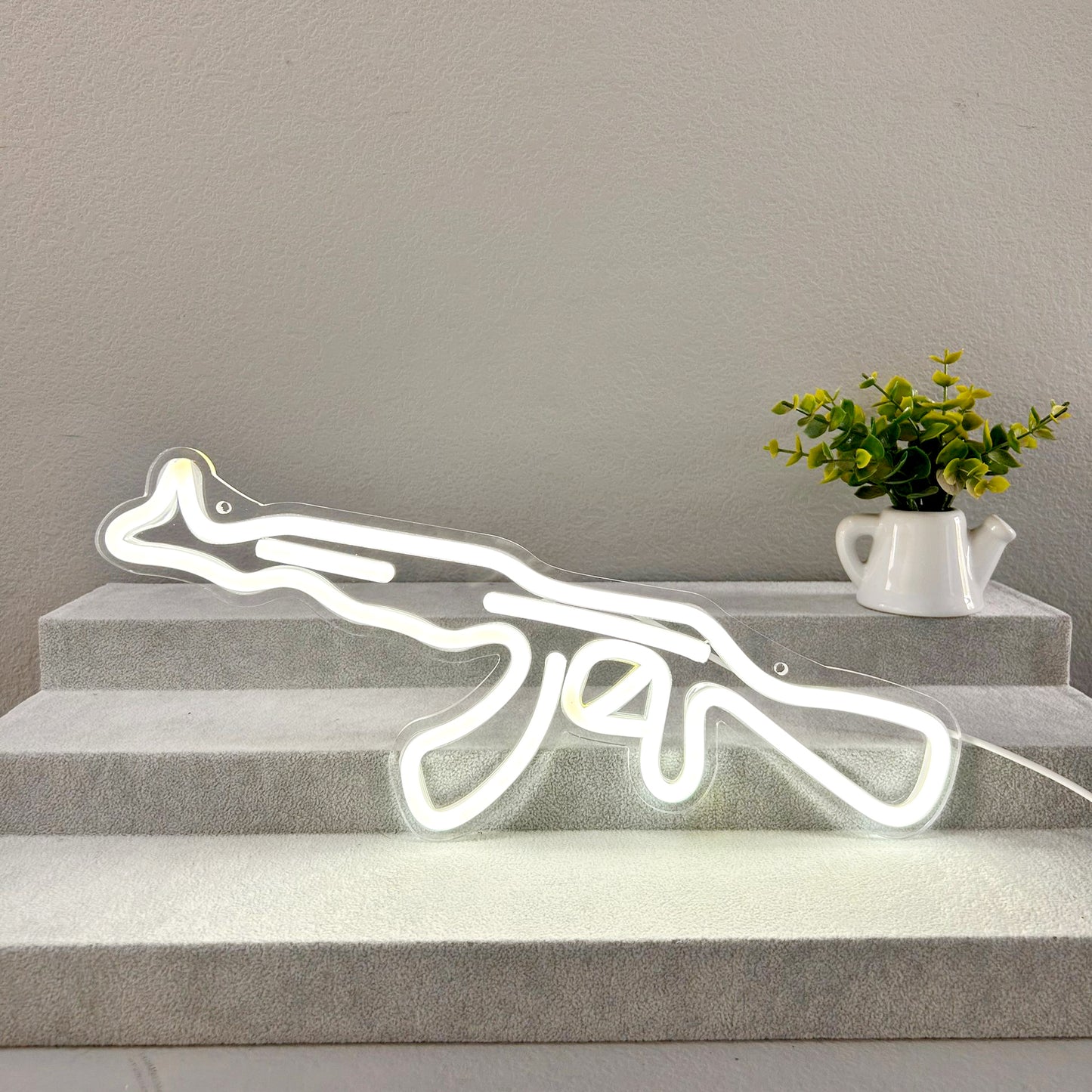 Counter-Strike neon decoration lights up the gaming room, making birthday gifts more stylish